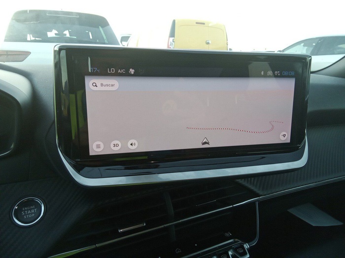 Peugeot 2008 PureTech 100 S&S Allure 75 kW (100 CV) Vehículo usado en Madrid Peugeot 2008 PureTech 100 S&S Allure 75 kW (100 CV) Vehículo usado en Madrid