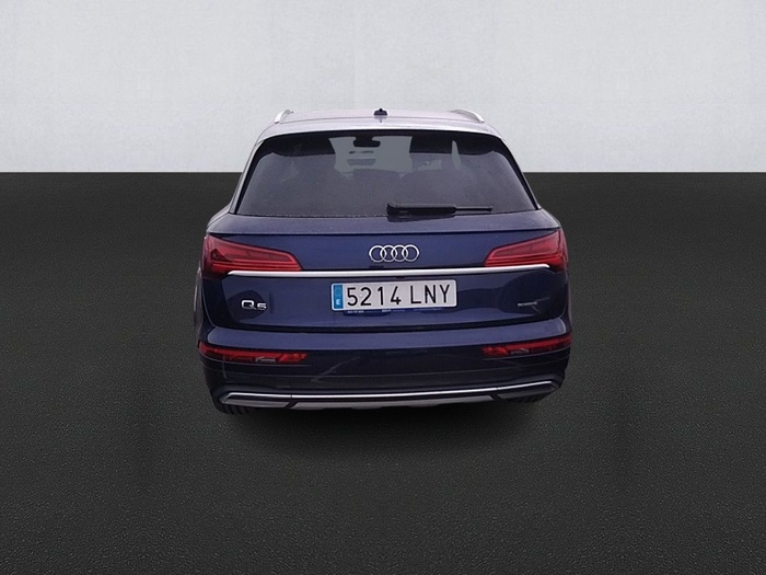 Audi Q5 Advanced 45 TFSI quattro 195 kW (265 CV) S tronic Vehículo usado en Madrid Audi Q5 Advanced 45 TFSI quattro 195 kW (265 CV) S tronic Vehículo usado en Madrid