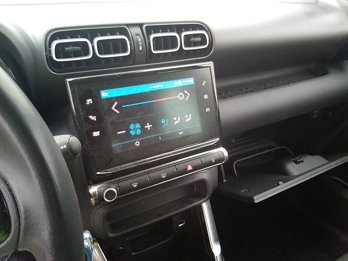 Citroen C3 Aircross BlueHDi 110 S&S Feel 81 kW (110 CV) Vehículo usado en Madrid Citroen C3 Aircross BlueHDi 110 S&S Feel 81 kW (110 CV) Vehículo usado en Madrid