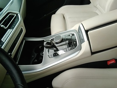 BMW X5 xDrive45e 290 kW (394 CV) 15 BMW X5 xDrive45e 290 kW (394 CV) 15