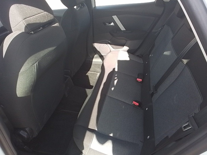 Citroen C4 BlueHDi 110 S&S Live Pack 81 kW (110 CV) Vehículo usado en Madrid Citroen C4 BlueHDi 110 S&S Live Pack 81 kW (110 CV) Vehículo usado en Madrid