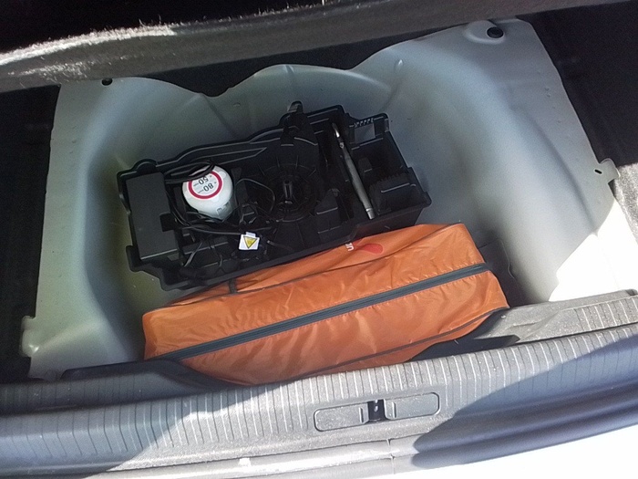 Citroen C4 BlueHDi 110 S&S Live Pack 81 kW (110 CV) Vehículo usado en Madrid Citroen C4 BlueHDi 110 S&S Live Pack 81 kW (110 CV) Vehículo usado en Madrid