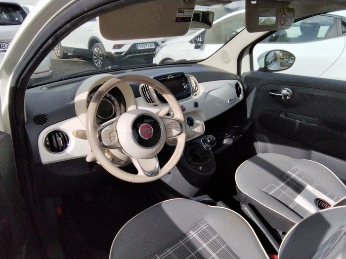 Fiat 500 1.2 8v Lounge 51 kW (69 CV) Vehículo usado en Madrid Fiat 500 1.2 8v Lounge 51 kW (69 CV) Vehículo usado en Madrid