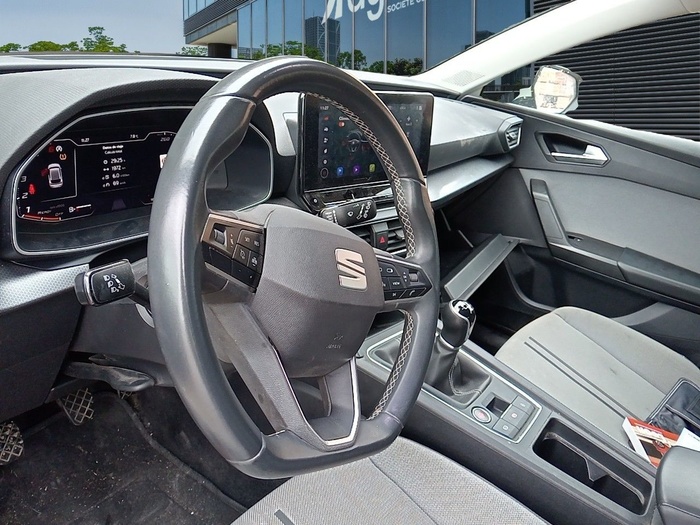 SEAT León 2.0 TDI S&S Style Go 85 kW (115 CV) Vehículo usado en Madrid SEAT León 2.0 TDI S&S Style Go 85 kW (115 CV) Vehículo usado en Madrid