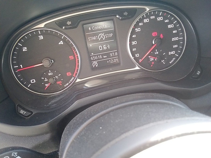 Audi A1 Sportback Adrenalin 1.4 TDI 66 kW (90 CV) Vehículo usado en Madrid Audi A1 Sportback Adrenalin 1.4 TDI 66 kW (90 CV) Vehículo usado en Madrid