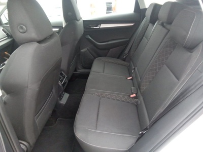 Skoda Karoq 1.0 TSI Ambition 81 kW (110 CV) 9 Skoda Karoq 1.0 TSI Ambition 81 kW (110 CV) 9