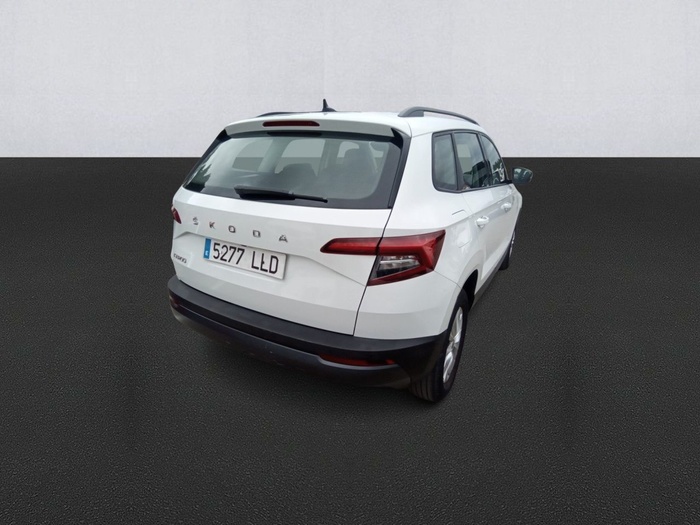 Skoda Karoq 1.0 TSI Ambition 81 kW (110 CV) Vehículo usado en Madrid Skoda Karoq 1.0 TSI Ambition 81 kW (110 CV) Vehículo usado en Madrid