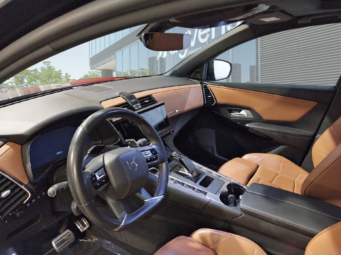 DS DS7 Crossback E-Tense 225 Grand Chic Auto 165 kW (225 CV) Vehículo usado en Madrid DS DS7 Crossback E-Tense 225 Grand Chic Auto 165 kW (225 CV) Vehículo usado en Madrid