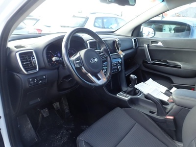 Kia Sportage 1.6 MHEV Black Edition 100 kW (136 CV) 5 Kia Sportage 1.6 MHEV Black Edition 100 kW (136 CV) 5