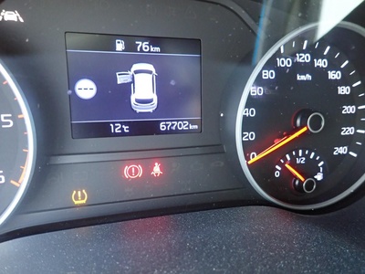 Kia Sportage 1.6 MHEV Black Edition 100 kW (136 CV) 6 Kia Sportage 1.6 MHEV Black Edition 100 kW (136 CV) 6