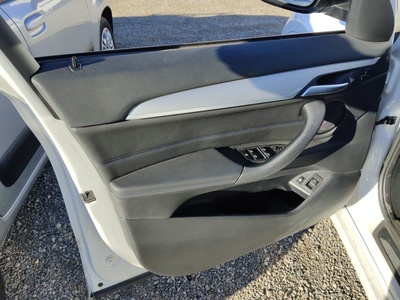 BMW X1 xDrive25e 162 kW (220 CV) 13 BMW X1 xDrive25e 162 kW (220 CV) 13