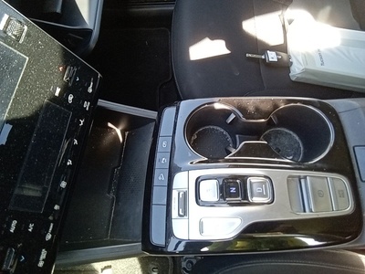 Hyundai Tucson 1.6 TGDI HEV Maxx Auto 169 kW (230 CV) 13 Hyundai Tucson 1.6 TGDI HEV Maxx Auto 169 kW (230 CV) 13