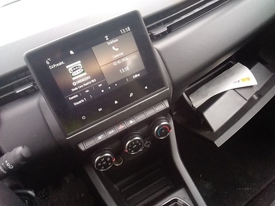 Renault Clio Intens TCe 66 kW (90 CV) 15 Renault Clio Intens TCe 66 kW (90 CV) 15