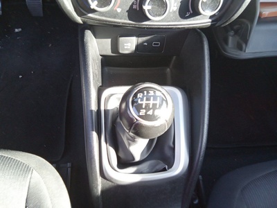 Fiat Tipo 1.6 Multijet Business 88 kW (120 CV) 13 Fiat Tipo 1.6 Multijet Business 88 kW (120 CV) 13