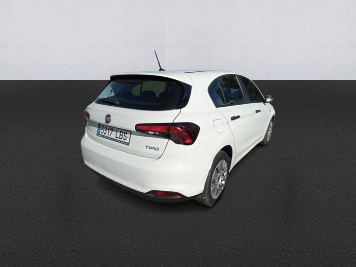 Fiat Tipo 1.6 Multijet Business 88 kW (120 CV) Vehículo usado en Madrid Fiat Tipo 1.6 Multijet Business 88 kW (120 CV) Vehículo usado en Madrid