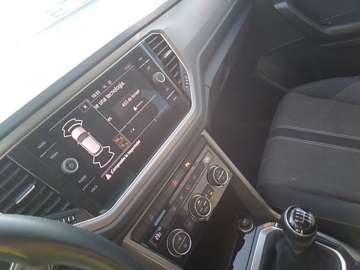 Volkswagen T-Roc Advance 2.0 TDI 85 kW (115 CV) Vehículo usado en Madrid Volkswagen T-Roc Advance 2.0 TDI 85 kW (115 CV) Vehículo usado en Madrid