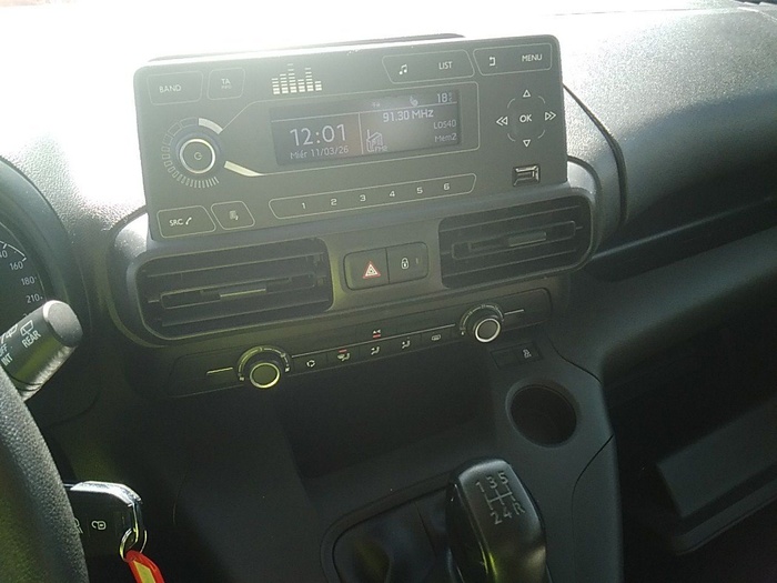 Opel Combo Life 1.5 TD S&S Expression L 75 kW (102 CV) Vehículo usado en Madrid Opel Combo Life 1.5 TD S&S Expression L 75 kW (102 CV) Vehículo usado en Madrid