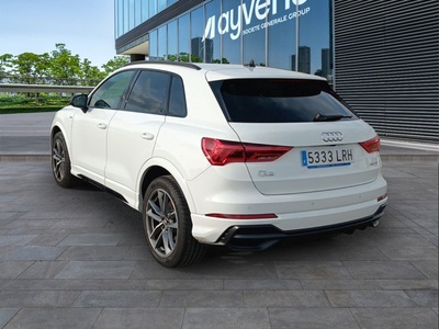 Audi Q3 Black line 35 TDI 110 kW (150 CV) S tronic 6 Audi Q3 Black line 35 TDI 110 kW (150 CV) S tronic 6