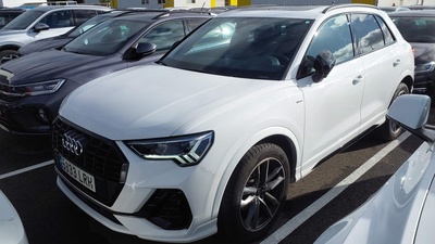 Audi Q3 Black line 35 TDI 110 kW (150 CV) S tronic 1 Audi Q3 Black line 35 TDI 110 kW (150 CV) S tronic 1