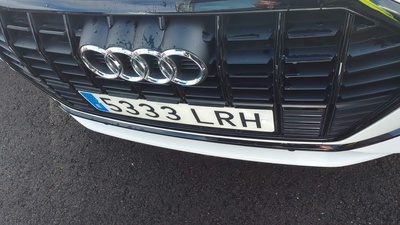 Audi Q3 Black line 35 TDI 110 kW (150 CV) S tronic 12 Audi Q3 Black line 35 TDI 110 kW (150 CV) S tronic 12