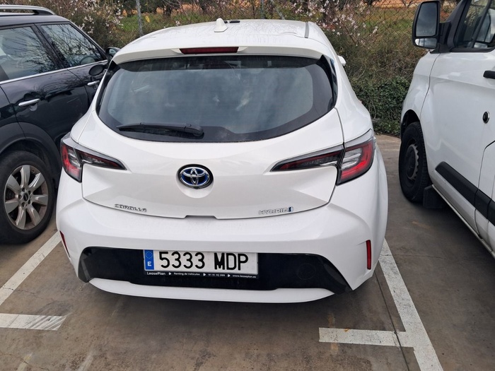 Toyota Corolla 1.8 125 Híbrido Active Tech E-CVT 90 kW (122 CV) Vehículo usado en Madrid Toyota Corolla 1.8 125 Híbrido Active Tech E-CVT 90 kW (122 CV) Vehículo usado en Madrid