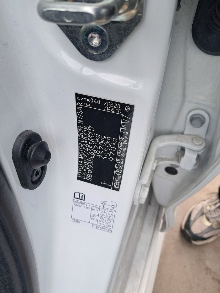 Toyota Corolla 1.8 125 Híbrido Active Tech E-CVT 90 kW (122 CV) Vehículo usado en Madrid Toyota Corolla 1.8 125 Híbrido Active Tech E-CVT 90 kW (122 CV) Vehículo usado en Madrid