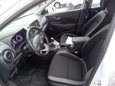 Hyundai Kona 1.0 TGDI Klass 4x2 88 kW (120 CV) 10 Hyundai Kona 1.0 TGDI Klass 4x2 88 kW (120 CV) 10