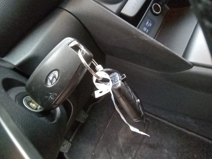 Hyundai Kona 1.0 TGDI Klass 4x2 88 kW (120 CV) Vehículo usado en Madrid Hyundai Kona 1.0 TGDI Klass 4x2 88 kW (120 CV) Vehículo usado en Madrid