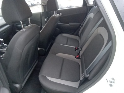 Hyundai Kona 1.0 TGDI Klass 4x2 88 kW (120 CV) 9 Hyundai Kona 1.0 TGDI Klass 4x2 88 kW (120 CV) 9