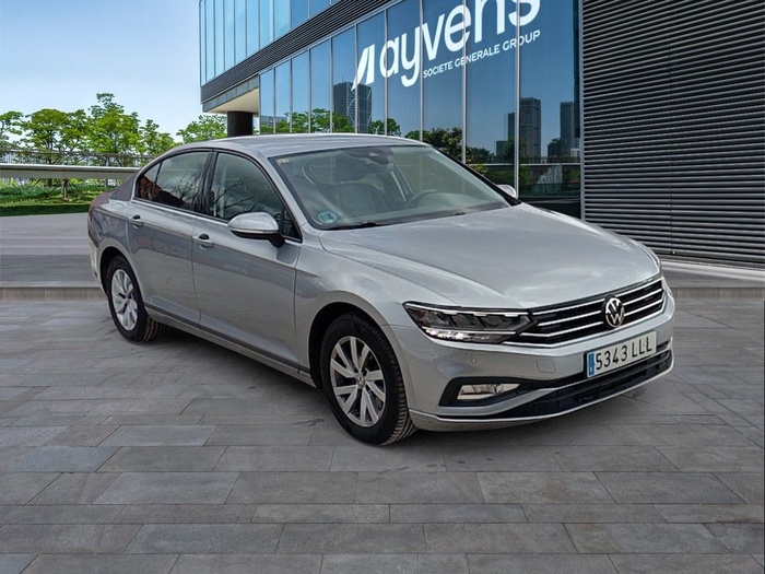 Volkswagen Passat Business 2.0 TDI 90 kW (122 CV) DSG Vehículo usado en Madrid Volkswagen Passat Business 2.0 TDI 90 kW (122 CV) DSG Vehículo usado en Madrid