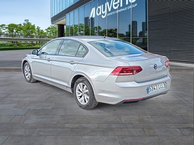 Volkswagen Passat Business 2.0 TDI 90 kW (122 CV) DSG 6 Volkswagen Passat Business 2.0 TDI 90 kW (122 CV) DSG 6