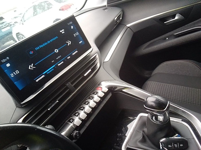 Peugeot 3008 BlueHDi 130 S&S Active Pack 96 kW (130 CV) Vehículo usado en Madrid Peugeot 3008 BlueHDi 130 S&S Active Pack 96 kW (130 CV) Vehículo usado en Madrid