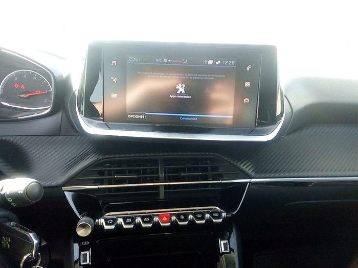 Peugeot 2008 BlueHDi 110 S&S Active 81 kW (110 CV) Vehículo usado en Madrid Peugeot 2008 BlueHDi 110 S&S Active 81 kW (110 CV) Vehículo usado en Madrid