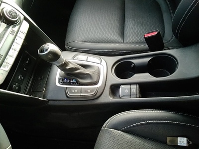 Hyundai Kona 1.6 GDI HEV Style Sky 104 kW (141 CV) 11 Hyundai Kona 1.6 GDI HEV Style Sky 104 kW (141 CV) 11