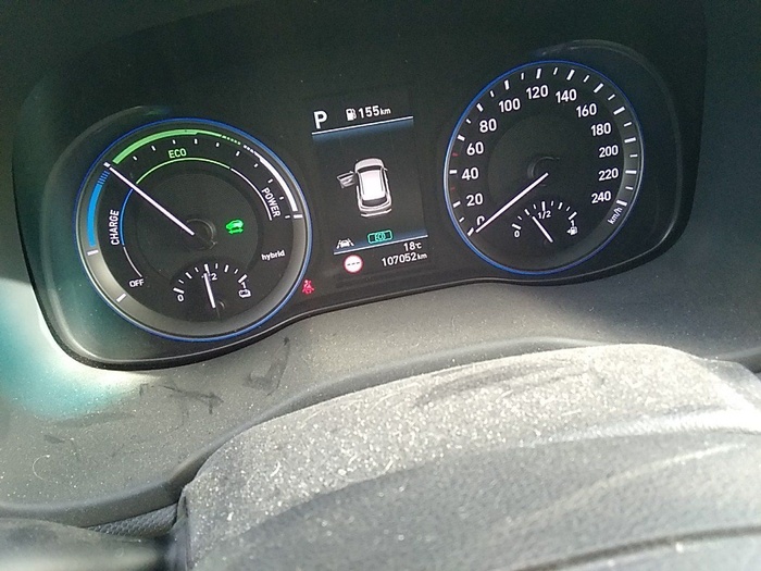 Hyundai Kona 1.6 GDI HEV Style Sky 104 kW (141 CV) Vehículo usado en Madrid Hyundai Kona 1.6 GDI HEV Style Sky 104 kW (141 CV) Vehículo usado en Madrid