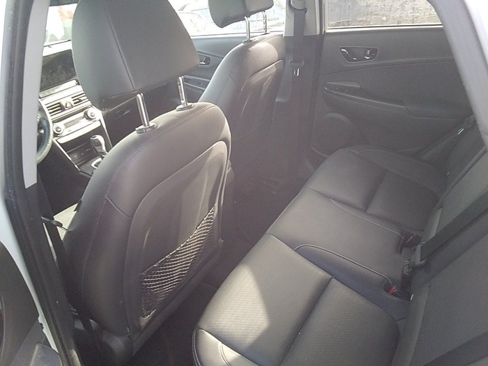 Hyundai Kona 1.6 GDI HEV Style Sky 104 kW (141 CV) Vehículo usado en Madrid Hyundai Kona 1.6 GDI HEV Style Sky 104 kW (141 CV) Vehículo usado en Madrid