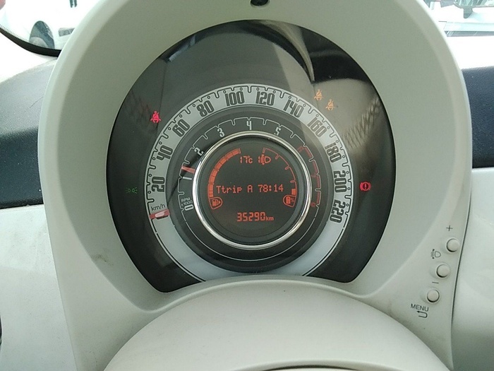 Fiat 500 1.0 Hybrid Cult 51 kW (70 CV) Vehículo usado en Madrid Fiat 500 1.0 Hybrid Cult 51 kW (70 CV) Vehículo usado en Madrid