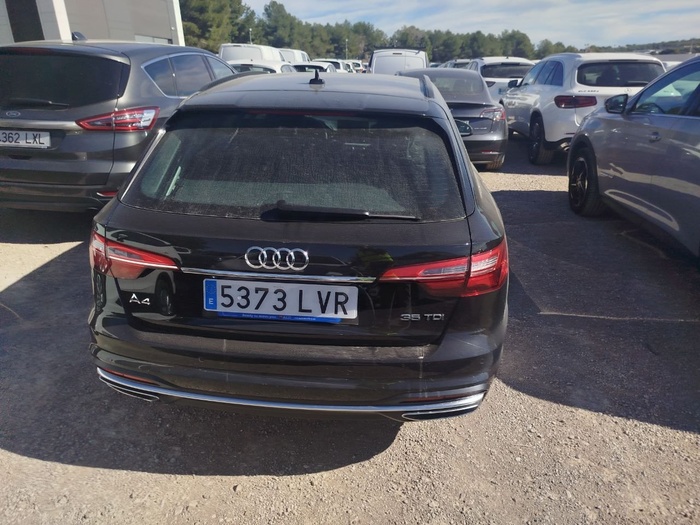Audi A4 Avant Advanced 35 TDI 120 kW (163 CV) S tronic Vehículo usado en Madrid Audi A4 Avant Advanced 35 TDI 120 kW (163 CV) S tronic Vehículo usado en Madrid
