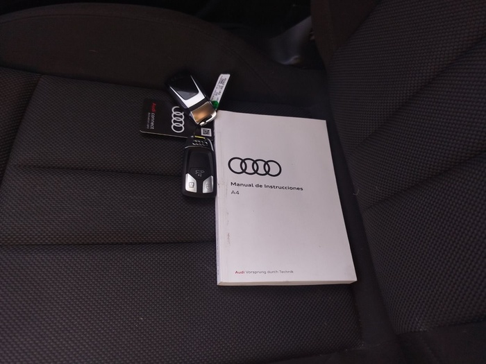 Audi A4 Avant Advanced 35 TDI 120 kW (163 CV) S tronic Vehículo usado en Madrid Audi A4 Avant Advanced 35 TDI 120 kW (163 CV) S tronic Vehículo usado en Madrid