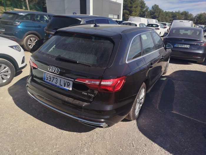 Audi A4 Avant Advanced 35 TDI 120 kW (163 CV) S tronic Vehículo usado en Madrid Audi A4 Avant Advanced 35 TDI 120 kW (163 CV) S tronic Vehículo usado en Madrid