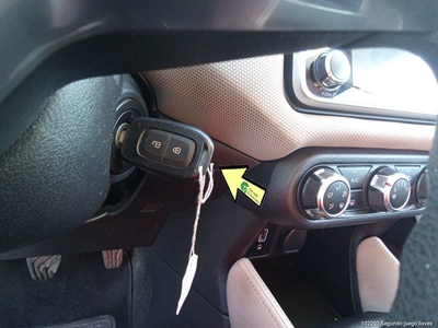 Nissan Micra IG-T 100 Acenta 74 kW (100 CV) 15 Nissan Micra IG-T 100 Acenta 74 kW (100 CV) 15