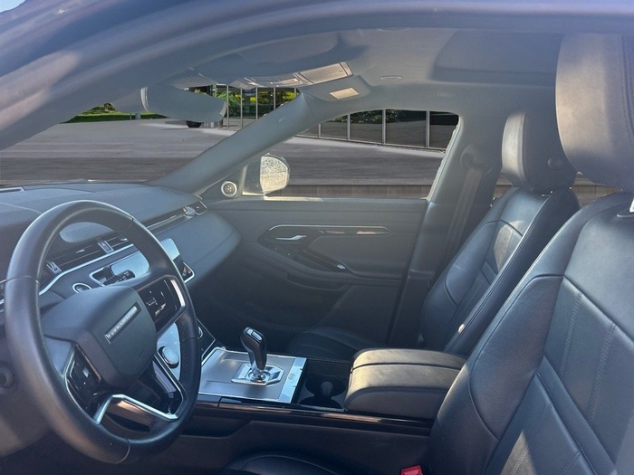 Land Rover Range Rover Evoque P300e PHEV SE 4WD Auto 227 kW (309 CV) Vehículo usado en Madrid Land Rover Range Rover Evoque P300e PHEV SE 4WD Auto 227 kW (309 CV) Vehículo usado en Madrid