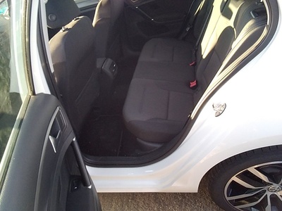 Volkswagen e-Golf ePower 100 kW (136 CV) 9 Volkswagen e-Golf ePower 100 kW (136 CV) 9