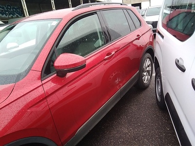 Volkswagen Tiguan Life 2.0 TDI 110 kW (150 CV) 15 Volkswagen Tiguan Life 2.0 TDI 110 kW (150 CV) 15