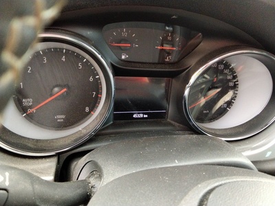 Opel Astra 1.2 Turbo SHL GS Line 81 kW (110 CV) 8 Opel Astra 1.2 Turbo SHL GS Line 81 kW (110 CV) 8