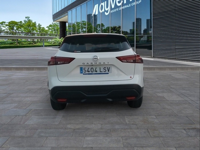 Nissan Qashqai DIG-T 140 mHEV Acenta 4x2 103 kW (140 CV) Vehículo usado en Madrid Nissan Qashqai DIG-T 140 mHEV Acenta 4x2 103 kW (140 CV) Vehículo usado en Madrid