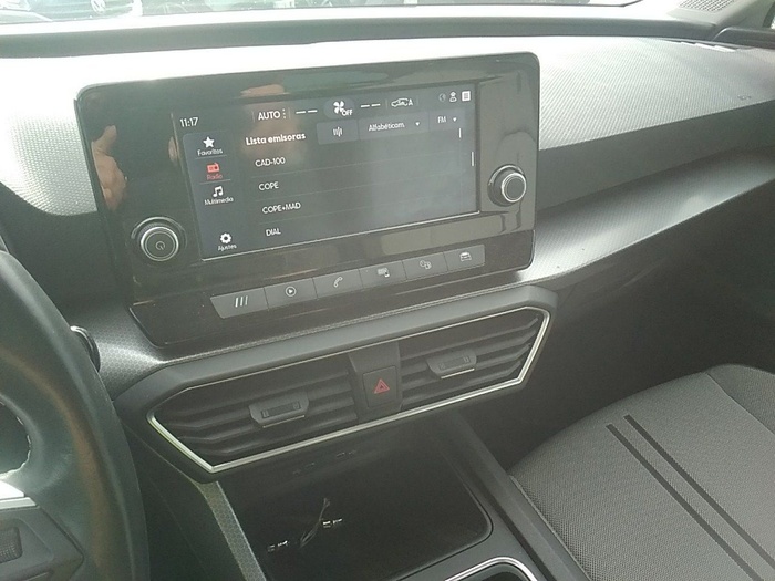 Seat León 1.0 eTSI S&S Style Go DSG 81 kW (110 CV) Vehículo usado en Madrid Seat León 1.0 eTSI S&S Style Go DSG 81 kW (110 CV) Vehículo usado en Madrid