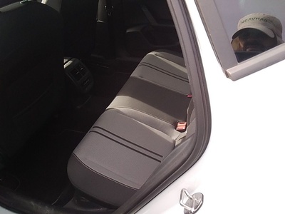 Seat León 1.0 eTSI S&S Style Go DSG 81 kW (110 CV) 13 Seat León 1.0 eTSI S&S Style Go DSG 81 kW (110 CV) 13