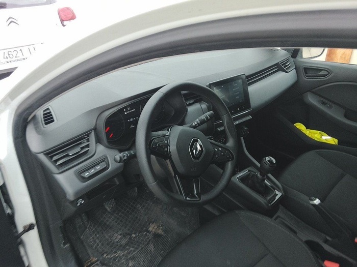 Renault Clio Business TCe 74 kW (100 CV) GLP Vehículo usado en Madrid Renault Clio Business TCe 74 kW (100 CV) GLP Vehículo usado en Madrid