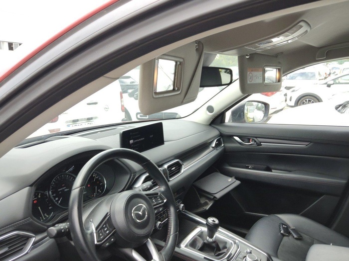 Mazda CX-5 2.0 GE Homura 121 kW (165 CV) Vehículo usado en Madrid Mazda CX-5 2.0 GE Homura 121 kW (165 CV) Vehículo usado en Madrid